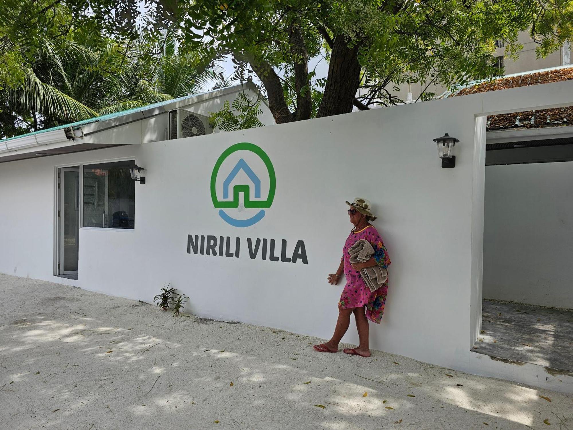 Nirili Villa ดิฟฟูชิ ภายนอก รูปภาพ